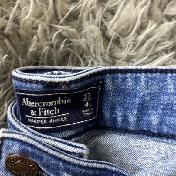 Abercrombie and Fitch skinny jeans - Picture 2 of 3